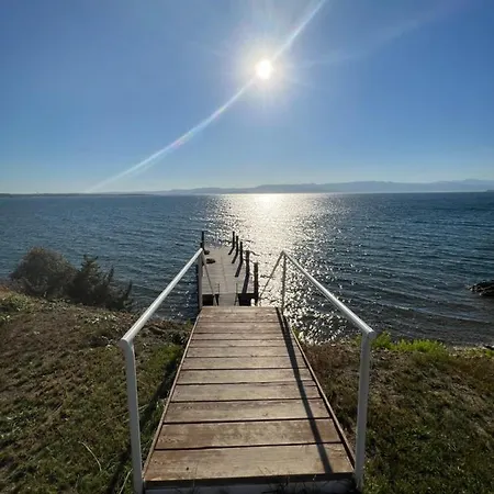 Life Point Готель