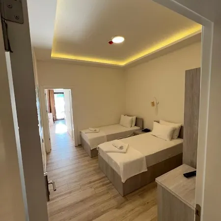 Life Point Hotell