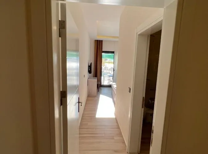 Life Point Чешме