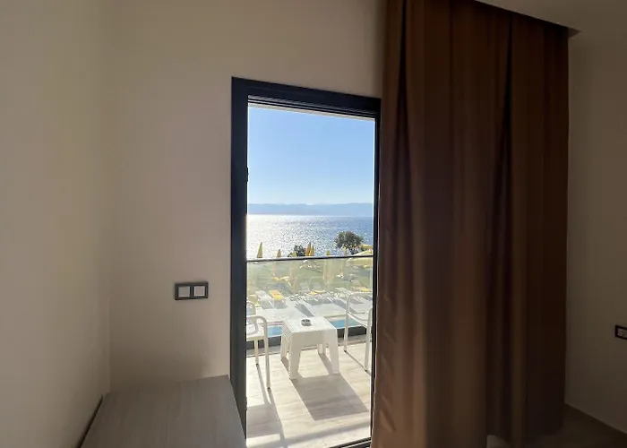 Life Point 3* Чешме