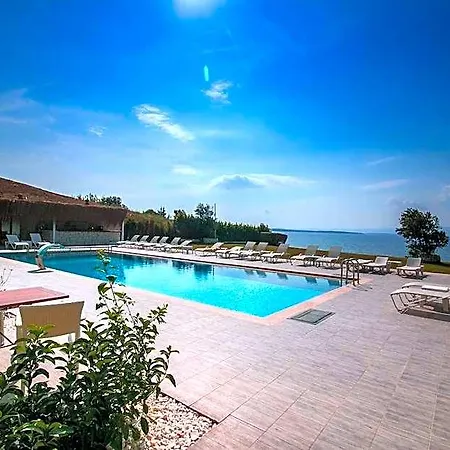 Life Point 3* Cesme