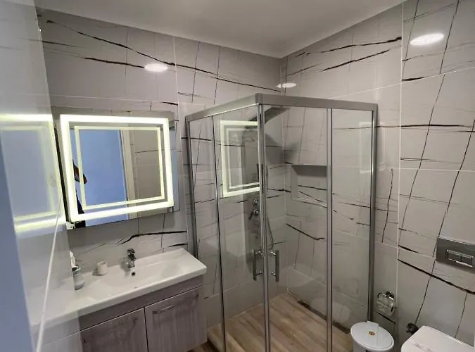 Life Point 酒店 3*