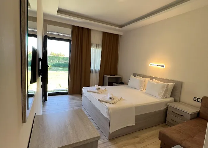 酒店 Life Point 3*